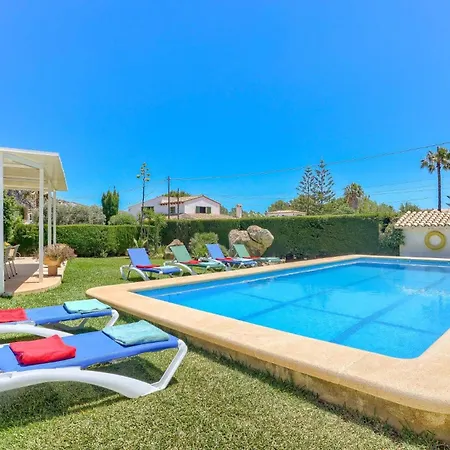 Victoria Musical By Willa Port de Pollença