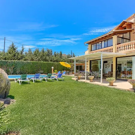 Victoria Musical By Willa