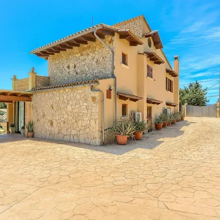 Victoria Musical By Willa *