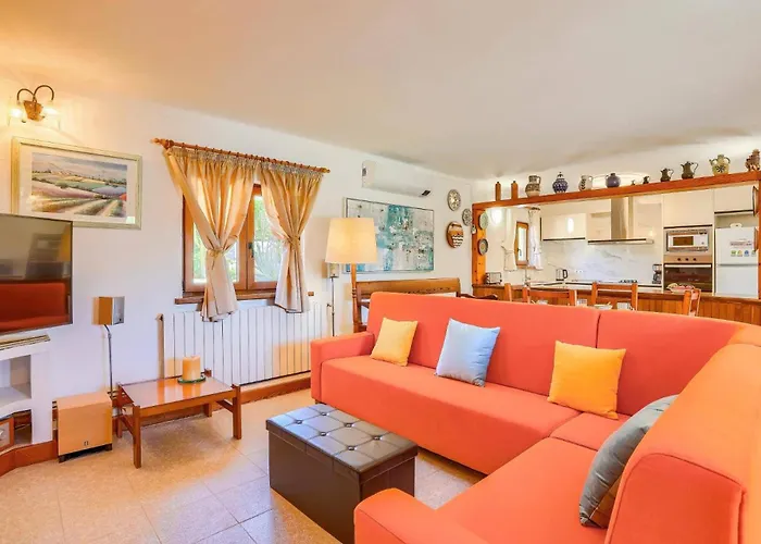 Victoria Musical By Willa *